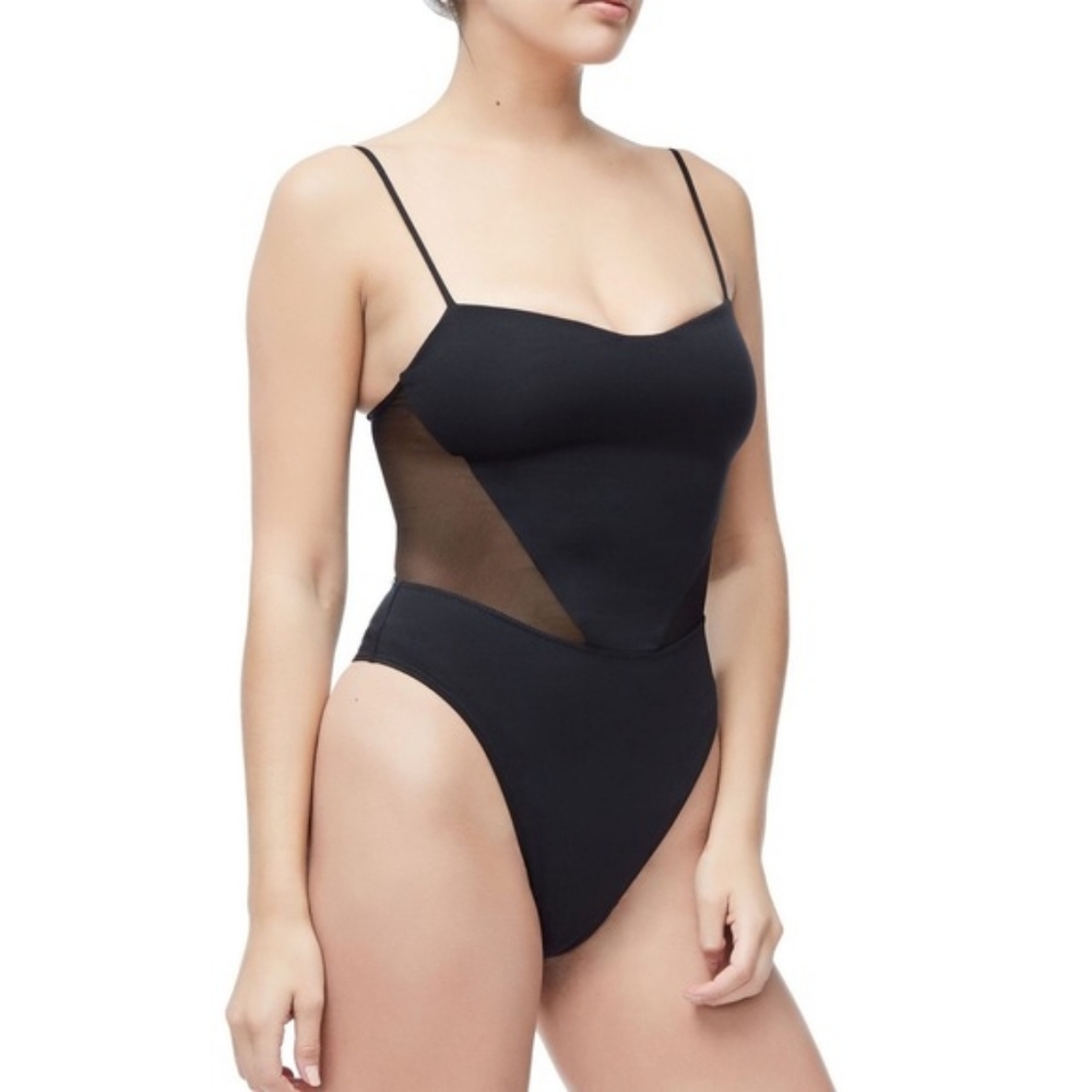 NWOT Good American Mixed Mesh Sweetheart Bodysuit